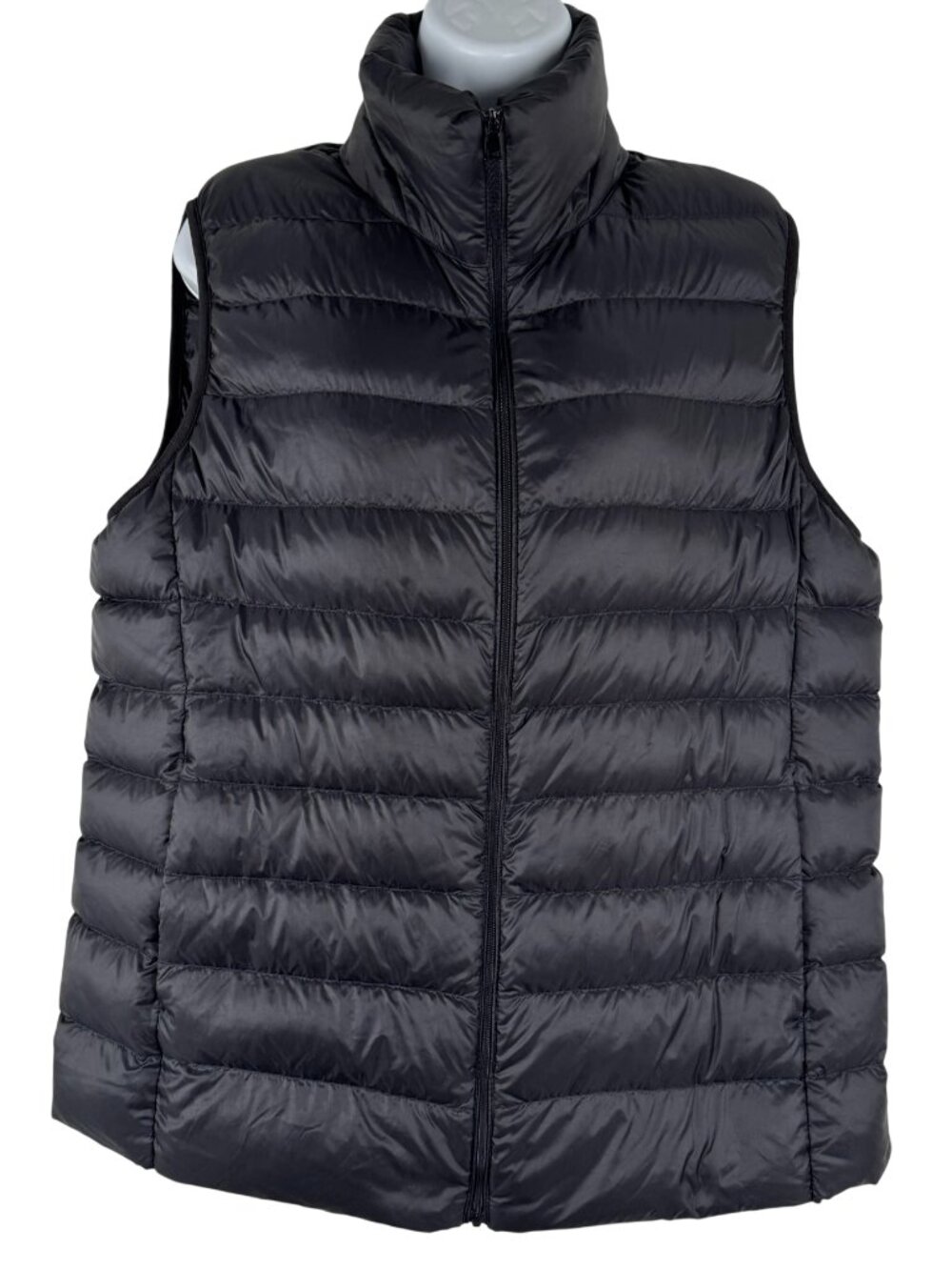 Uniqlo Puffer Down Vest Womens XL Black Solid Full Zip Outdoor Nylon CJ-2430